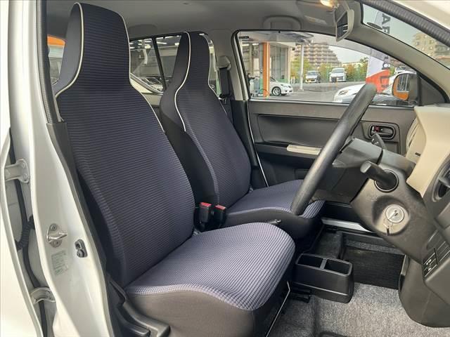 アルト F 禁煙 後期 キーレス 純正オーディオ ABS セキュリティ パワステ 前席PW 横滑り防止 SRSエアバッグ バイザー リアガラス熱線 ISOFIX 集中ドアロック レベライザー ACソケット(16枚目)