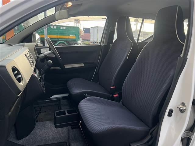 アルト F 禁煙 後期 キーレス 純正オーディオ ABS セキュリティ パワステ 前席PW 横滑り防止 SRSエアバッグ バイザー リアガラス熱線 ISOFIX 集中ドアロック レベライザー ACソケット(17枚目)