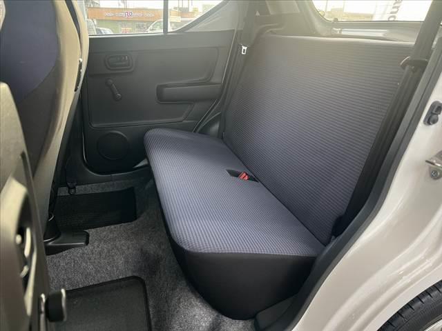 アルト F 禁煙 後期 キーレス 純正オーディオ ABS セキュリティ パワステ 前席PW 横滑り防止 SRSエアバッグ バイザー リアガラス熱線 ISOFIX 集中ドアロック レベライザー ACソケット(19枚目)