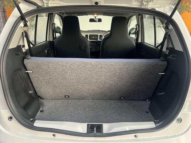 アルト F 禁煙 後期 キーレス 純正オーディオ ABS セキュリティ パワステ 前席PW 横滑り防止 SRSエアバッグ バイザー リアガラス熱線 ISOFIX 集中ドアロック レベライザー ACソケット(20枚目)