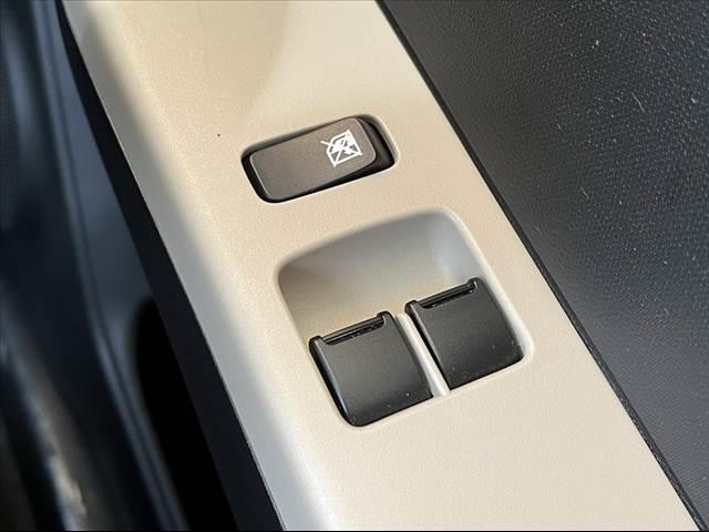 アルト F 禁煙 後期 キーレス 純正オーディオ ABS セキュリティ パワステ 前席PW 横滑り防止 SRSエアバッグ バイザー リアガラス熱線 ISOFIX 集中ドアロック レベライザー ACソケット(26枚目)