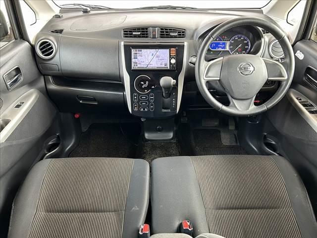 デイズ 　純正ナビ　Ｂモニ　ＥＴＣ　Ａストップ　純正１４インチＡＷ　ＨＩＤ　フォグ　スマートキー　Ｐスタート　セキュリティ　ＡＢＳ　ＳＲＳエアバッグ　横滑り防止　シートリフター　チルトステア　ＩＳＯＦＩＸ（2枚目）
