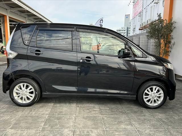 デイズ 　純正ナビ　Ｂモニ　ＥＴＣ　Ａストップ　純正１４インチＡＷ　ＨＩＤ　フォグ　スマートキー　Ｐスタート　セキュリティ　ＡＢＳ　ＳＲＳエアバッグ　横滑り防止　シートリフター　チルトステア　ＩＳＯＦＩＸ（12枚目）