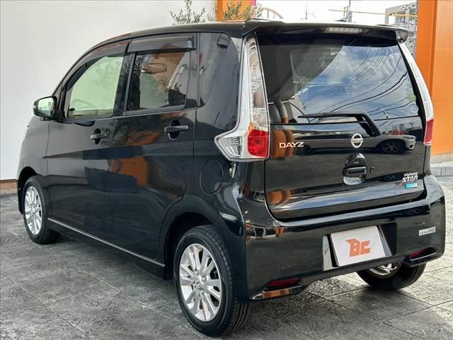 デイズ 　純正ナビ　Ｂモニ　ＥＴＣ　Ａストップ　純正１４インチＡＷ　ＨＩＤ　フォグ　スマートキー　Ｐスタート　セキュリティ　ＡＢＳ　ＳＲＳエアバッグ　横滑り防止　シートリフター　チルトステア　ＩＳＯＦＩＸ（13枚目）