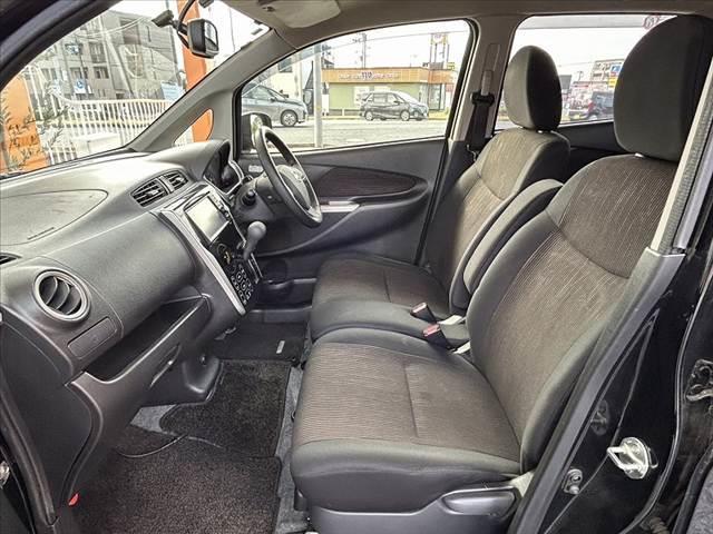 デイズ 　純正ナビ　Ｂモニ　ＥＴＣ　Ａストップ　純正１４インチＡＷ　ＨＩＤ　フォグ　スマートキー　Ｐスタート　セキュリティ　ＡＢＳ　ＳＲＳエアバッグ　横滑り防止　シートリフター　チルトステア　ＩＳＯＦＩＸ（17枚目）