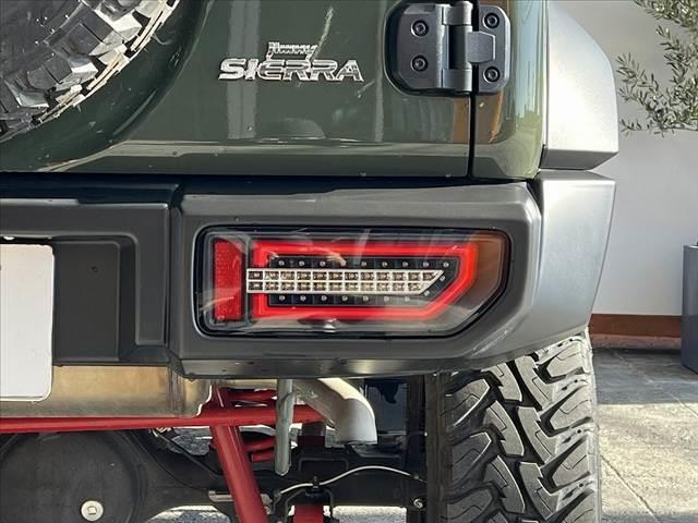 ジムニーシエラ JC 禁煙 リフトアップ 社外16インチAW サイドステップ セーフティサポート クルコン Fカメラ シートヒーター LEDヘッド フォグ Aライト ステリモ Pガラス サイド・カーテンエアバック(38枚目)