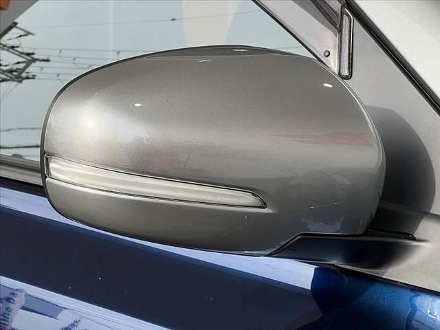 エスクード Ｓ－リミテッド　後期　ナビ　バックモニター　セーフティサポート　フルセグ　ＥＴＣ　ＢＳＭ　クルーズコントロール　ＬＥＤヘッド　オートライト　スマートキー　シートヒーター　シートリフター　パドルシフト　ＳＲＳエア（35枚目）