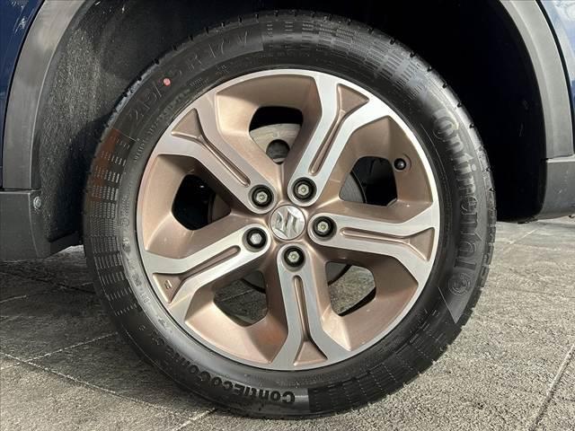 エスクード Ｓ－リミテッド　後期　ナビ　バックモニター　セーフティサポート　フルセグ　ＥＴＣ　ＢＳＭ　クルーズコントロール　ＬＥＤヘッド　オートライト　スマートキー　シートヒーター　シートリフター　パドルシフト　ＳＲＳエア（43枚目）