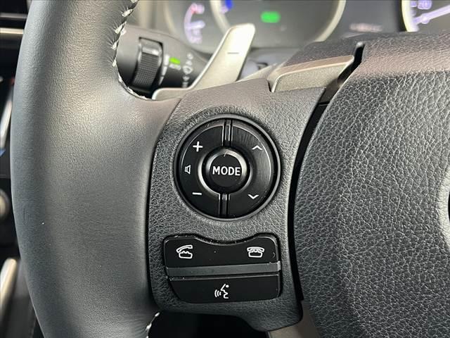 ＩＳ ＩＳ３００ｈ　バージョンＬ　禁煙　マクレビ　レーダークルーズ　クリソナ　ナビ　Ｂモニタ　フルセグ　革シート　メモリ付Ｐシート　シートヒータ　ＥＴＣ　ベンチレーション　１７インチＡＷ　デアイサー　ＬＥＤヘッド　電動Ｒサンシェード（27枚目）