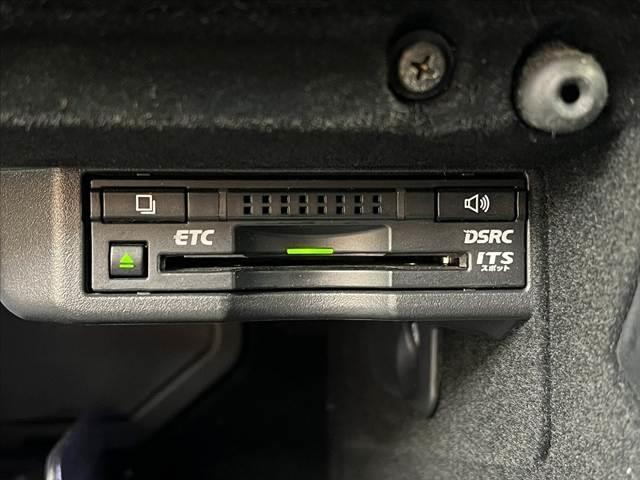 ＩＳ ＩＳ３００ｈ　バージョンＬ　禁煙　マクレビ　レーダークルーズ　クリソナ　ナビ　Ｂモニタ　フルセグ　革シート　メモリ付Ｐシート　シートヒータ　ＥＴＣ　ベンチレーション　１７インチＡＷ　デアイサー　ＬＥＤヘッド　電動Ｒサンシェード（33枚目）