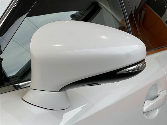 ＩＳ ＩＳ３００ｈ　バージョンＬ　禁煙　マクレビ　レーダークルーズ　クリソナ　ナビ　Ｂモニタ　フルセグ　革シート　メモリ付Ｐシート　シートヒータ　ＥＴＣ　ベンチレーション　１７インチＡＷ　デアイサー　ＬＥＤヘッド　電動Ｒサンシェード（36枚目）