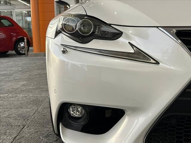 ＩＳ ＩＳ３００ｈ　バージョンＬ　禁煙　マクレビ　レーダークルーズ　クリソナ　ナビ　Ｂモニタ　フルセグ　革シート　メモリ付Ｐシート　シートヒータ　ＥＴＣ　ベンチレーション　１７インチＡＷ　デアイサー　ＬＥＤヘッド　電動Ｒサンシェード（37枚目）