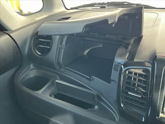 スペーシアカスタム ＴＳ　車検整備付　ローダウン　ナビ　地デジ　ＤＶＤ　両電スラ　外アルミ　ＨＩＤヘッド　フォグ　外グリル　スマートキー　Ｐスタート　ロールカーテン　Ｐガラス　トップシェードガラス　オーバーヘッドコンソール（22枚目）