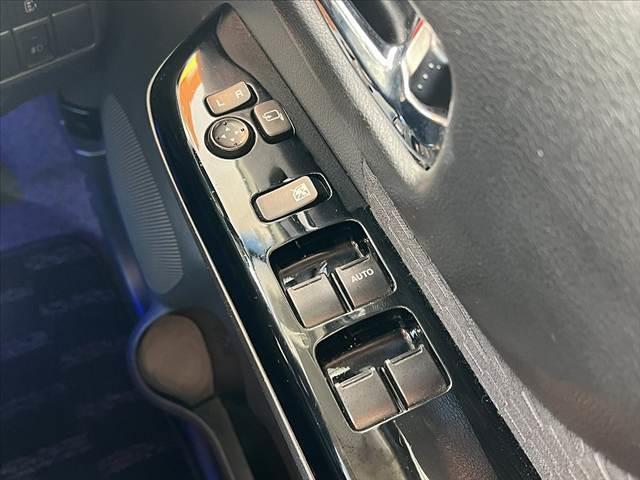 スペーシアカスタム ＴＳ　車検整備付　ローダウン　ナビ　地デジ　ＤＶＤ　両電スラ　外アルミ　ＨＩＤヘッド　フォグ　外グリル　スマートキー　Ｐスタート　ロールカーテン　Ｐガラス　トップシェードガラス　オーバーヘッドコンソール（28枚目）