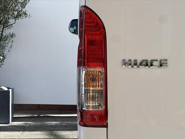 ハイエースバン ロングスーパーGL 後期 ナビ CD AUX ETC リモコンキー フォグ Aライト SD音楽再生 イージークローザー Pガラス メッキドアミラ ヘッドライトレベライザ AAC リアヒータ SRSエアバック 4スピーカ(38枚目)