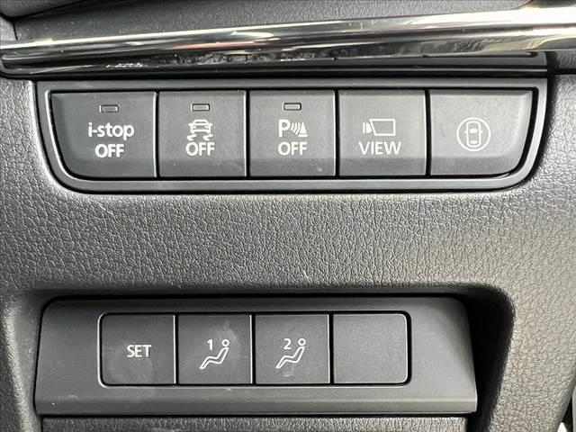 MAZDA3ファストバック 20S Lパッケージ 禁煙 360度ビュー 地デジ DVD 8.8型ナビ CD ETC スマートブレーキ クルコン LEDヘッド BSM Pシート シートヒータ ステアリングヒータ 黒革シート スマートキー Pスタート(5枚目)