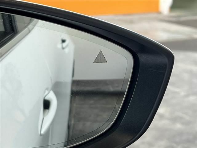 MAZDA3ファストバック 20S Lパッケージ 禁煙 360度ビュー 地デジ DVD 8.8型ナビ CD ETC スマートブレーキ クルコン LEDヘッド BSM Pシート シートヒータ ステアリングヒータ 黒革シート スマートキー Pスタート(7枚目)