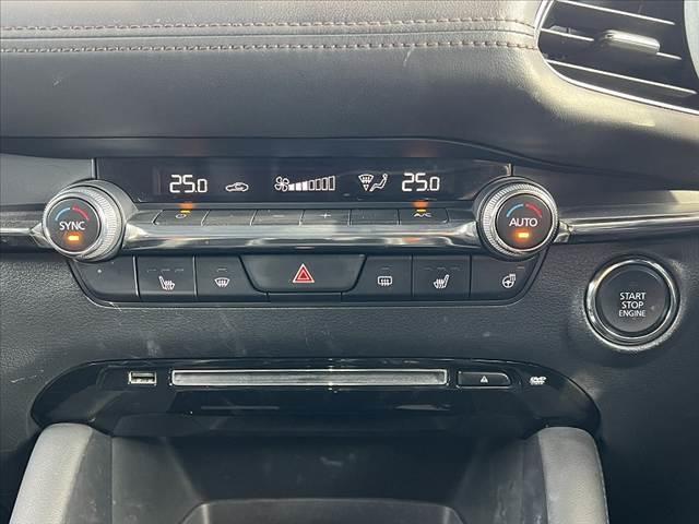 MAZDA3ファストバック 20S Lパッケージ 禁煙 360度ビュー 地デジ DVD 8.8型ナビ CD ETC スマートブレーキ クルコン LEDヘッド BSM Pシート シートヒータ ステアリングヒータ 黒革シート スマートキー Pスタート(25枚目)