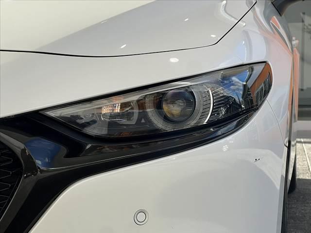 MAZDA3ファストバック 20S Lパッケージ 禁煙 360度ビュー 地デジ DVD 8.8型ナビ CD ETC スマートブレーキ クルコン LEDヘッド BSM Pシート シートヒータ ステアリングヒータ 黒革シート スマートキー Pスタート(39枚目)