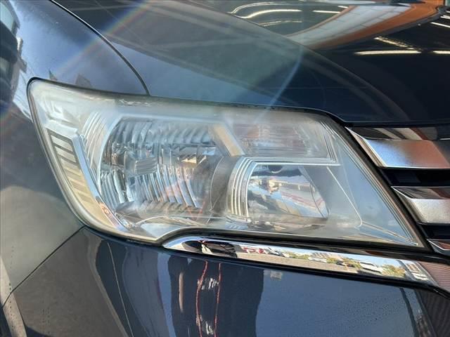 セレナ ハイウェイスター 禁煙 両電スラ HIDヘッドランプ ナビ Bモニタ スマートキ ETC フルセグ BTオーディオ クルコン Aライト レザーステア ロールサンシェード フォグランプ Pガラス 2列目パーソナルテーブ(37枚目)