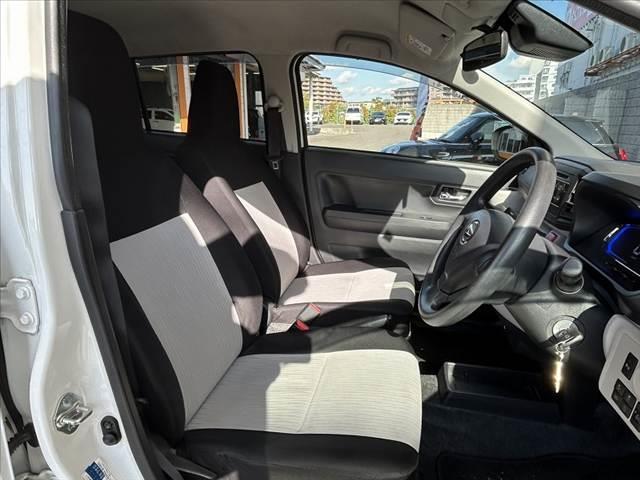 ミライース X SAIII 禁煙 LED コーナーセンサー Aハイビーム キーレス プライバシーガラス アイドリングストップ エアコン 先行発進お知らせ 誤発進抑制 車線逸脱警報 後席ヘッドレスト バニティミラー Wエアバッグ(16枚目)