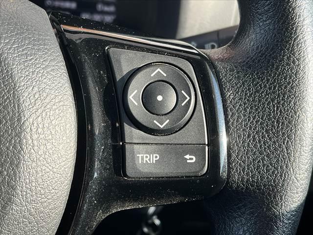 ヴィッツ Ｆ　スマートストップパッケージ　後期　禁煙　社外ナビ　地デジ　Ｂカメラ　ＢＴ　アイドリングストップ　リモコンキー　スペアキー　ＬＥＤリアコンビネーションランプ　プライバシーガラス　パワーウィンドウ　アシストグリップ　ＳＲＳエア（28枚目）