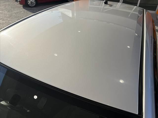 ヴィッツ Ｆ　スマートストップパッケージ　後期　禁煙　社外ナビ　地デジ　Ｂカメラ　ＢＴ　アイドリングストップ　リモコンキー　スペアキー　ＬＥＤリアコンビネーションランプ　プライバシーガラス　パワーウィンドウ　アシストグリップ　ＳＲＳエア（45枚目）