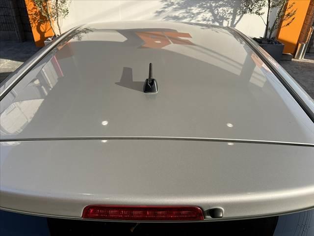 ヴィッツ Ｆ　スマートストップパッケージ　後期　禁煙　社外ナビ　地デジ　Ｂカメラ　ＢＴ　アイドリングストップ　リモコンキー　スペアキー　ＬＥＤリアコンビネーションランプ　プライバシーガラス　パワーウィンドウ　アシストグリップ　ＳＲＳエア（46枚目）