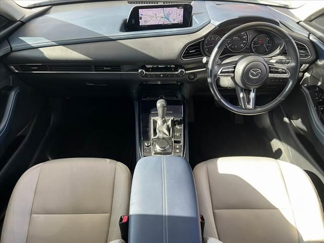 ＣＸ－３０ ２０Ｓ　プロアクティブ　ツーリングセレクション　禁煙　純ナビ　３６０度モニター　スマートブレーキサポート　ＥＴＣ　ＢＳＭ　地デジ　ＤＶＤ　ＢＴオーディオ　ステアリングヒータ　ステリモ　シートヒーター　メモリー付きパワーシート　ＬＥＤ　電子パーキング（2枚目）