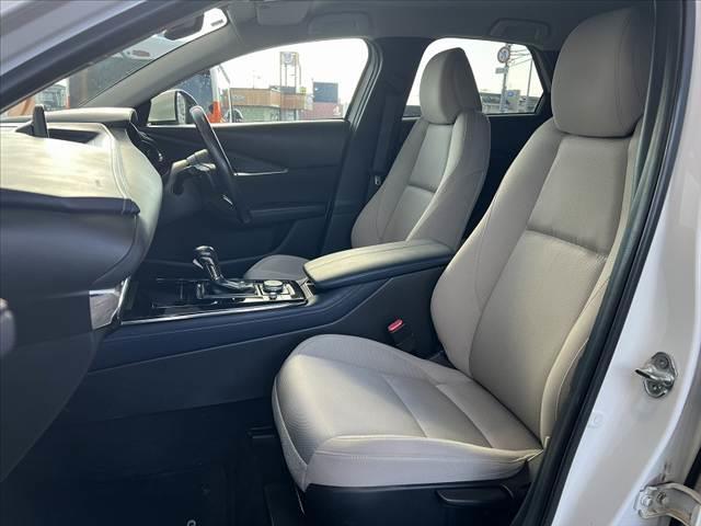 ＣＸ－３０ ２０Ｓ　プロアクティブ　ツーリングセレクション　禁煙　純ナビ　３６０度モニター　スマートブレーキサポート　ＥＴＣ　ＢＳＭ　地デジ　ＤＶＤ　ＢＴオーディオ　ステアリングヒータ　ステリモ　シートヒーター　メモリー付きパワーシート　ＬＥＤ　電子パーキング（17枚目）