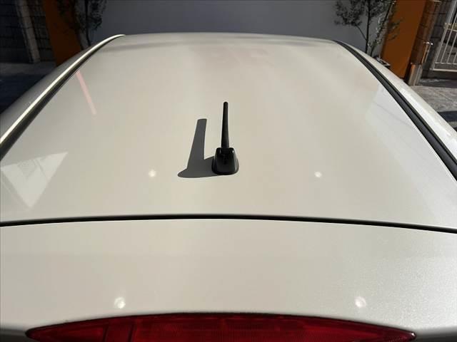 フィット 13G・Fパッケージ 禁煙 中期 純正ナビ フルセグ ステリモ スマートキー Pスタート ETC DVD BTオーディオ アイドリングストップ ヘッドライトレベライザー リアワイパー プライバシーガラス シートリフター(45枚目)