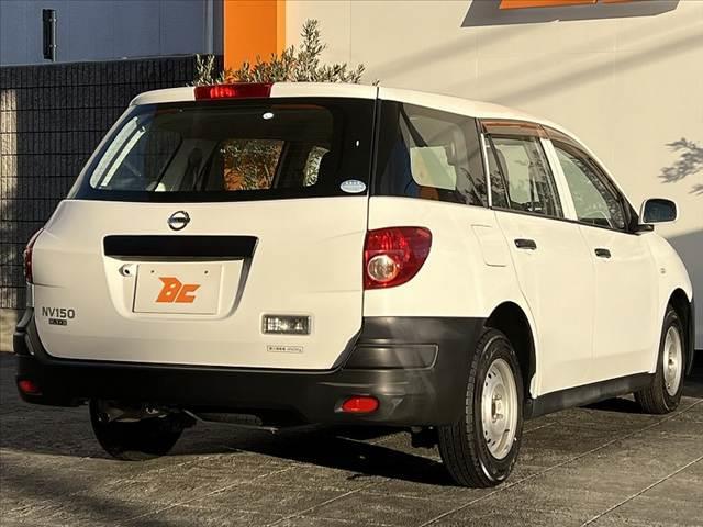 NV150AD VE 禁煙 エマージェンシーブレーキ 社外ナビ フルセグ BTオーディオ キーレス ETC 車線逸脱警報 パワーウィンドウ SRSエア ゴムマット ヘッドレスト一体フロントシート グレートリコットシート(13枚目)