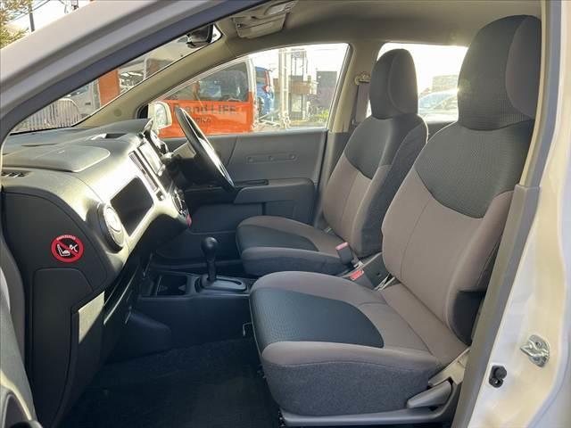 NV150AD VE 禁煙 エマージェンシーブレーキ 社外ナビ フルセグ BTオーディオ キーレス ETC 車線逸脱警報 パワーウィンドウ SRSエア ゴムマット ヘッドレスト一体フロントシート グレートリコットシート(15枚目)