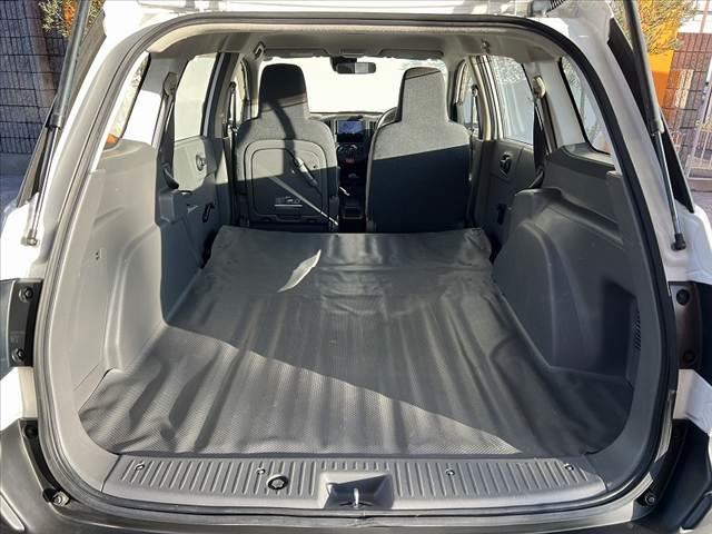 NV150AD VE 禁煙 エマージェンシーブレーキ 社外ナビ フルセグ BTオーディオ キーレス ETC 車線逸脱警報 パワーウィンドウ SRSエア ゴムマット ヘッドレスト一体フロントシート グレートリコットシート(19枚目)