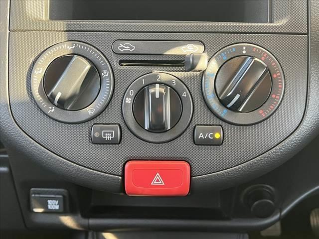 NV150AD VE 禁煙 エマージェンシーブレーキ 社外ナビ フルセグ BTオーディオ キーレス ETC 車線逸脱警報 パワーウィンドウ SRSエア ゴムマット ヘッドレスト一体フロントシート グレートリコットシート(22枚目)