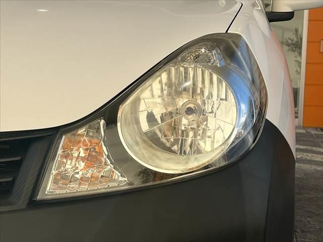 NV150AD VE 禁煙 エマージェンシーブレーキ 社外ナビ フルセグ BTオーディオ キーレス ETC 車線逸脱警報 パワーウィンドウ SRSエア ゴムマット ヘッドレスト一体フロントシート グレートリコットシート(34枚目)