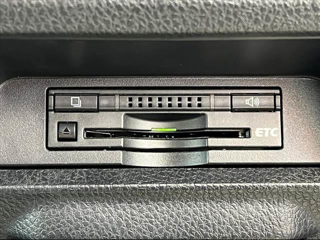 ノア Ｘ　禁煙　ナビ　電動スラ　スマートキー　Ｂモニ　ＥＴＣ　ＬＥＤ　フルセグ　ＢＴ　ＤＶＤ　Ｐスタート　Ａストップ　Ａライト　横滑防止　フォグ　ＡＢＳ　ＳＲＳエアバッグ　シートリフター　チルトステア（7枚目）