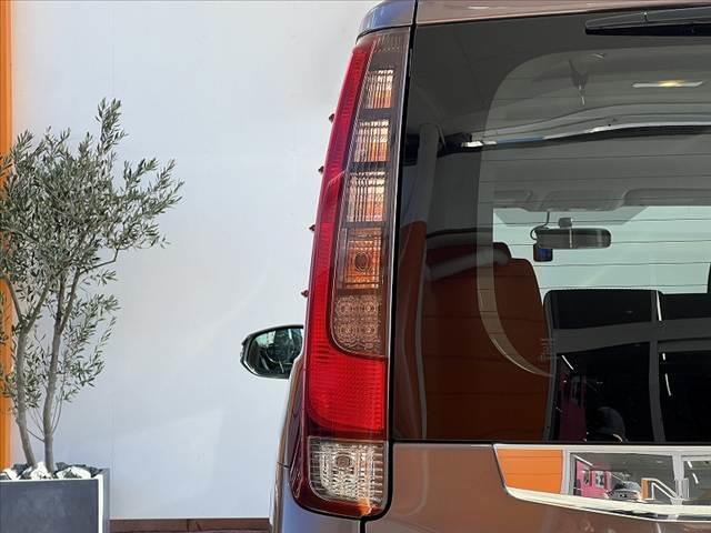 ノア Ｘ　禁煙　ナビ　電動スラ　スマートキー　Ｂモニ　ＥＴＣ　ＬＥＤ　フルセグ　ＢＴ　ＤＶＤ　Ｐスタート　Ａストップ　Ａライト　横滑防止　フォグ　ＡＢＳ　ＳＲＳエアバッグ　シートリフター　チルトステア（36枚目）