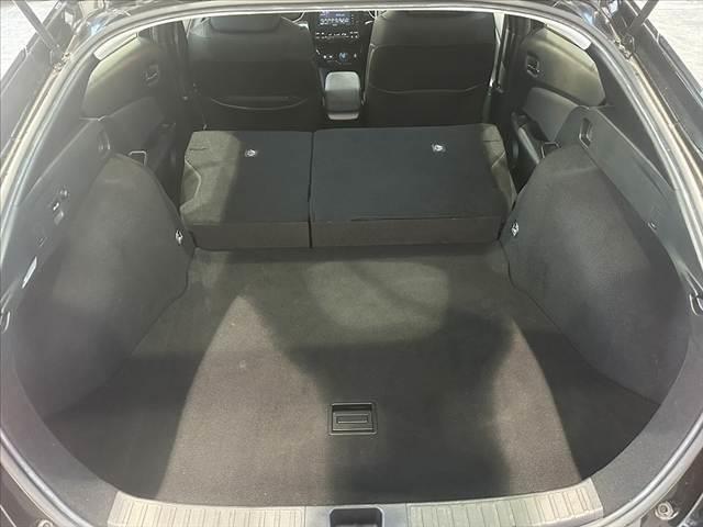 プリウス Ｓ　後期　禁煙　ナビ　Ｂモニター　フルセグ　ＢＴ　ＤＶＤ　ＣＤ　セーフティセンス　クリソナ　レーダークルーズ　ＬＥＤヘッド　スマートキ　Ｐスタート　アームレスト　シートリフタ　ＥＴＣ　６スピーカー（19枚目）