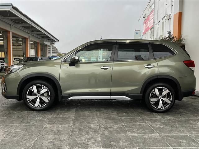 �K���X�R�[�e�B���O�Ȃǂ��s���Ă���܂��B�v���̋Ǝ҂ɂ��A�{�H�ł��̂ł����S���Ă����݂��������B