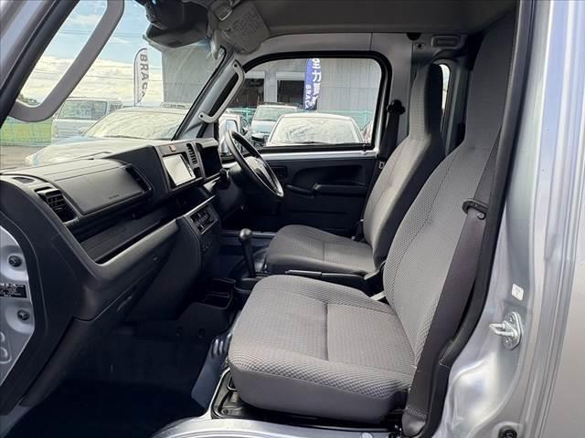 ハイゼットトラック ジャンボＳＡＩＩＩｔ　★ＡＴ★スマートアシスト３★車線逸脱警報★誤発信抑制制御機能★先行車発信お知らせ機能★フルセグナビ★Ｂカメラ★ＤＶＤ再生★Ｂｌｕｅｔｏｏｔｈ★キーレス★社外アルミ★ＥＴＣ★横滑り防止★バニティミラー（19枚目）