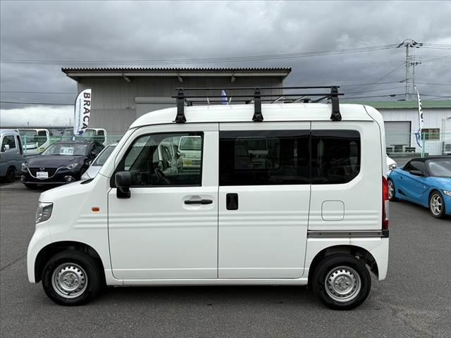 Ｎ－ＶＡＮ Ｇ・ホンダセンシング　★４ＷＤ★ホンダセンシング★衝突軽減ブレーキ★先行車発信お知らせ機能★車線維持支援システム★アダプティブクルーズコントロール★ヘッドライトレベライザー★横滑り防止機能★ラジオ★ＡＢＳ★ＷＳＲＳ（12枚目）