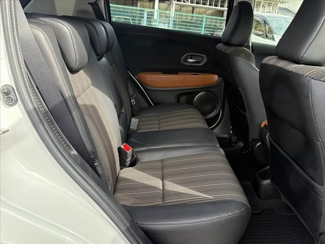 HONDA VEZEL HYBRID Z