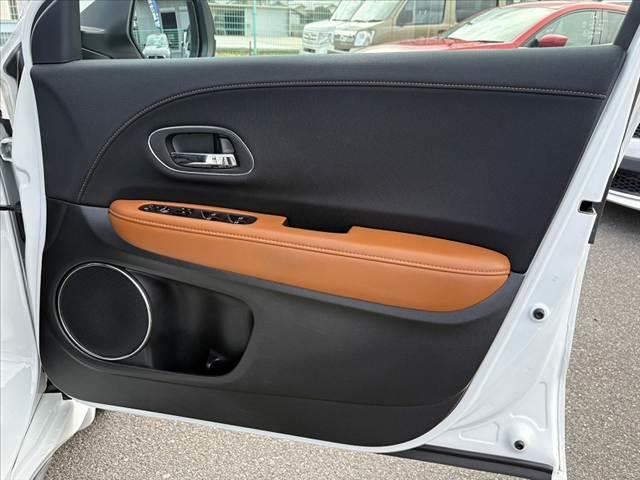 HONDA VEZEL HYBRID Z