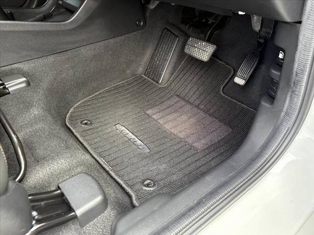 HONDA VEZEL HYBRID Z