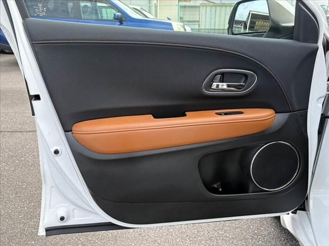 HONDA VEZEL HYBRID Z