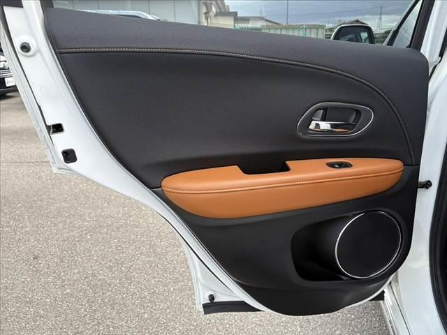 HONDA VEZEL HYBRID Z