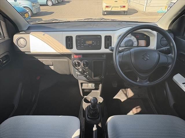 アルト F ★4WD★5MT★キーレス★CDオーディオ★シートヒーター★ヘッドライトレベライザー★横滑り防止★セキュリティアラーム★マルチインフォメーションディスプレイ★リア一体可倒式シート★ABS★WSRS(2枚目)