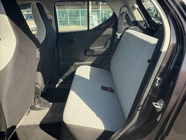 アルト F ★4WD★5MT★キーレス★CDオーディオ★シートヒーター★ヘッドライトレベライザー★横滑り防止★セキュリティアラーム★マルチインフォメーションディスプレイ★リア一体可倒式シート★ABS★WSRS(21枚目)