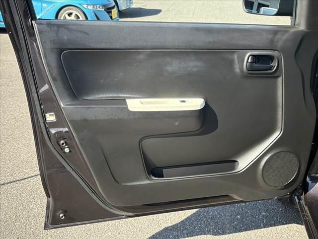 アルト F ★4WD★5MT★キーレス★CDオーディオ★シートヒーター★ヘッドライトレベライザー★横滑り防止★セキュリティアラーム★マルチインフォメーションディスプレイ★リア一体可倒式シート★ABS★WSRS(30枚目)